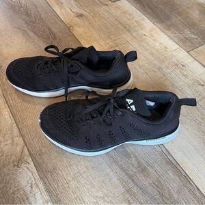 APL TechLoom Pro Black White Workout Running Travel Sneakers Shoes 8.5